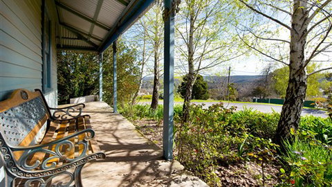Hilltop Cottage - Daylesford - Nambucca Heads Accommodation 2