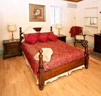 Karinga Park Coach House