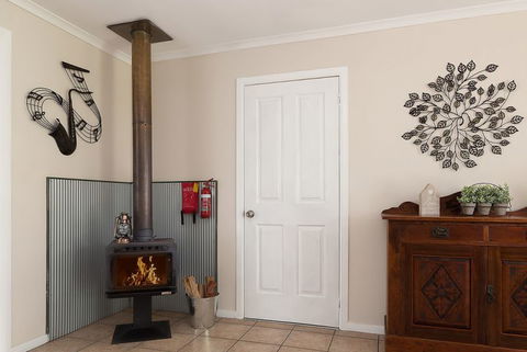 Jacaranda Cottages - Nambucca Heads Accommodation 14