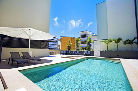 Grand Hotel Townsville - Nambucca Heads Accommodation 1
