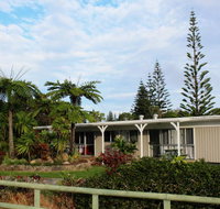 Hibiscus Regal Apartments - Nambucca Heads Accommodation