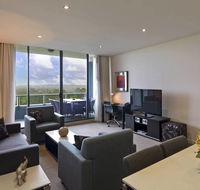 Meriton Serviced Apartments Danks Street Waterloo - Nambucca Heads Accommodation