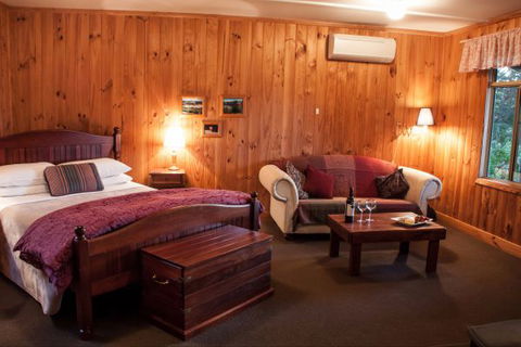 Balingup Heights Hilltop Forest Cottages - Nambucca Heads Accommodation 8