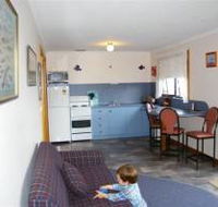 Sunset Holiday Villas - Nambucca Heads Accommodation