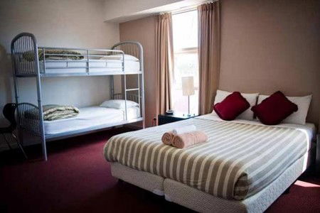Habitat HQ - Nambucca Heads Accommodation 3