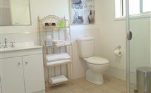 Elm Tree Cottage - Nambucca Heads Accommodation 3