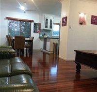 Mackay Holiday Home - Nambucca Heads Accommodation