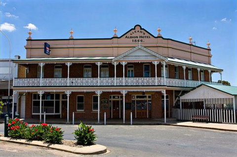Albion Hotel Grenfell - Nambucca Heads Accommodation 1