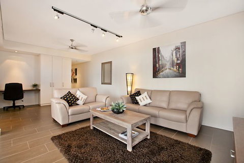 Ananya Executive - Nambucca Heads Accommodation 2