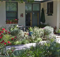 Practically Lakeside B and B - Nambucca Heads Accommodation