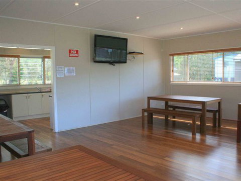 Lake Conjola Waterfront Holiday Park - Nambucca Heads Accommodation 4