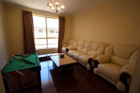LJ Hooker Goolwa Holiday Rentals - 42 Underwood Avenue, Goolwa Beach - Nambucca Heads Accommodation 17