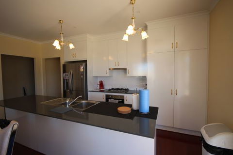 LJ Hooker Goolwa Holiday Rentals - 42 Underwood Avenue, Goolwa Beach - Nambucca Heads Accommodation 18