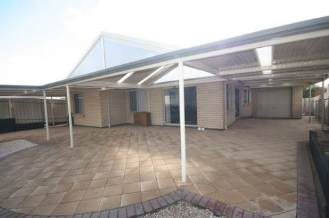LJ Hooker Goolwa Holiday Rentals - 42 Underwood Avenue, Goolwa Beach - Nambucca Heads Accommodation 23