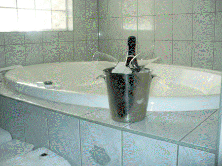 Charles Rasp Motor Inn And Cottages - Nambucca Heads Accommodation 2