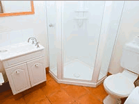 Montgomery's Private Hotel & YHA - Nambucca Heads Accommodation 0