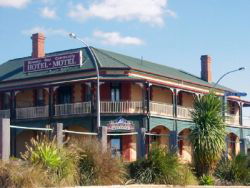 Streaky Bay Hotel Motel - Nambucca Heads Accommodation 0