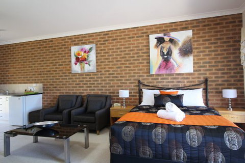 Top Of The Town Motor Inn Yackandandah - Nambucca Heads Accommodation 0