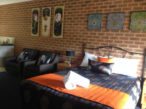 Top Of The Town Motor Inn Yackandandah - Nambucca Heads Accommodation 2