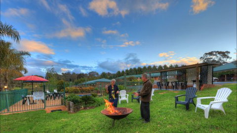 Top Of The Town Motor Inn Yackandandah - Nambucca Heads Accommodation 5