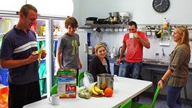 Adelaide Backpackers Inn - Nambucca Heads Accommodation 0