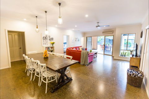 La Flotte - Nambucca Heads Accommodation 1