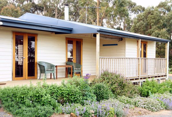 Gordon ACT Nambucca Heads Accommodation