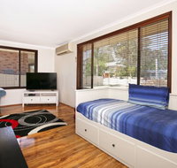 Sandy Toes Beach House - Nambucca Heads Accommodation