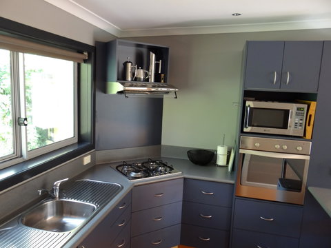 A Bach Of Bright - Nambucca Heads Accommodation 3