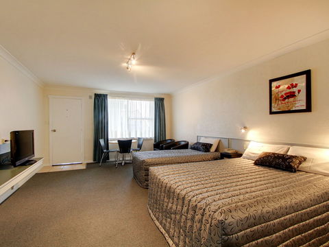 Tamar River Villas - Nambucca Heads Accommodation 2