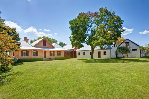 Vine Lodge Heritage Getaway - Nambucca Heads Accommodation 1
