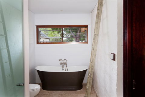 Vine Lodge Heritage Getaway - Nambucca Heads Accommodation 3