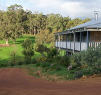Blue House Bed and Breakfast - Nambucca Heads Accommodation