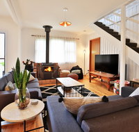 Hudson Bay at Basin View - Nambucca Heads Accommodation