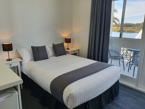 Parade Hotel - Nambucca Heads Accommodation 0
