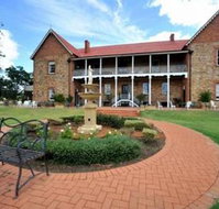 Faversham House York - Nambucca Heads Accommodation