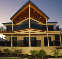 Nautica Lodge - Nambucca Heads Accommodation