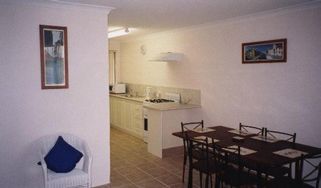 JJ's Holiday Cottages - Butler Street - Nambucca Heads Accommodation 2