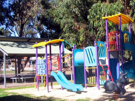Pink Lake Tourist Park - Nambucca Heads Accommodation 2