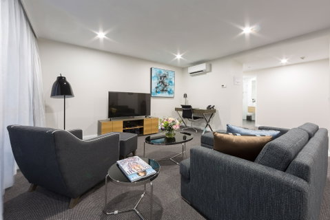 Avenue Hotel Canberra - Nambucca Heads Accommodation 0