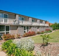 Bathurst Apartments - Nambucca Heads Accommodation