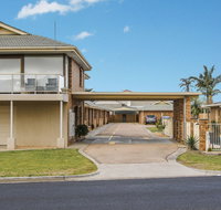 Hybiscus Waterfront Apartments