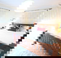 One Tree Bed and Breakfast The Suite and The Retreat - Nambucca Heads Accommodation