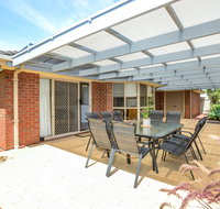 2 Marto Court Carrickalinga