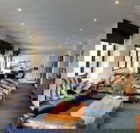 Cedarwood Apartments