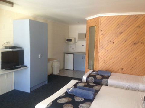 Cunningham Shore Motel - Nambucca Heads Accommodation 2