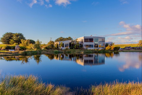 Eagles Nest Retreat - Nambucca Heads Accommodation 1