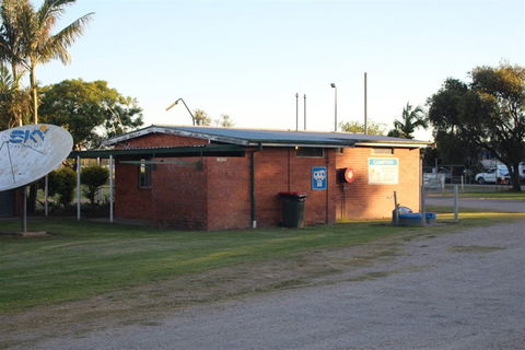 Grafton Greyhound Racing Club Caravan Park - Nambucca Heads Accommodation 0