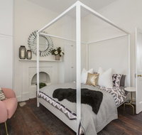 Landmark 1850s Family Fremantle Home - Nambucca Heads Accommodation