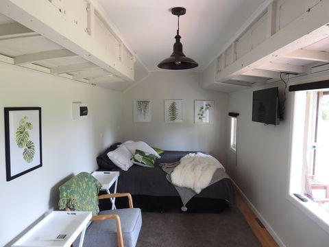 Miners Ridge Vineyard Railway Carriage B&B - Nambucca Heads Accommodation 0